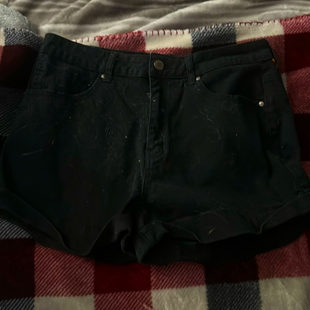 These are in very good condition and havent been worn before just tried on!